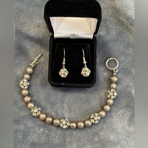 Silver balls with jewels bracelet and earrings set